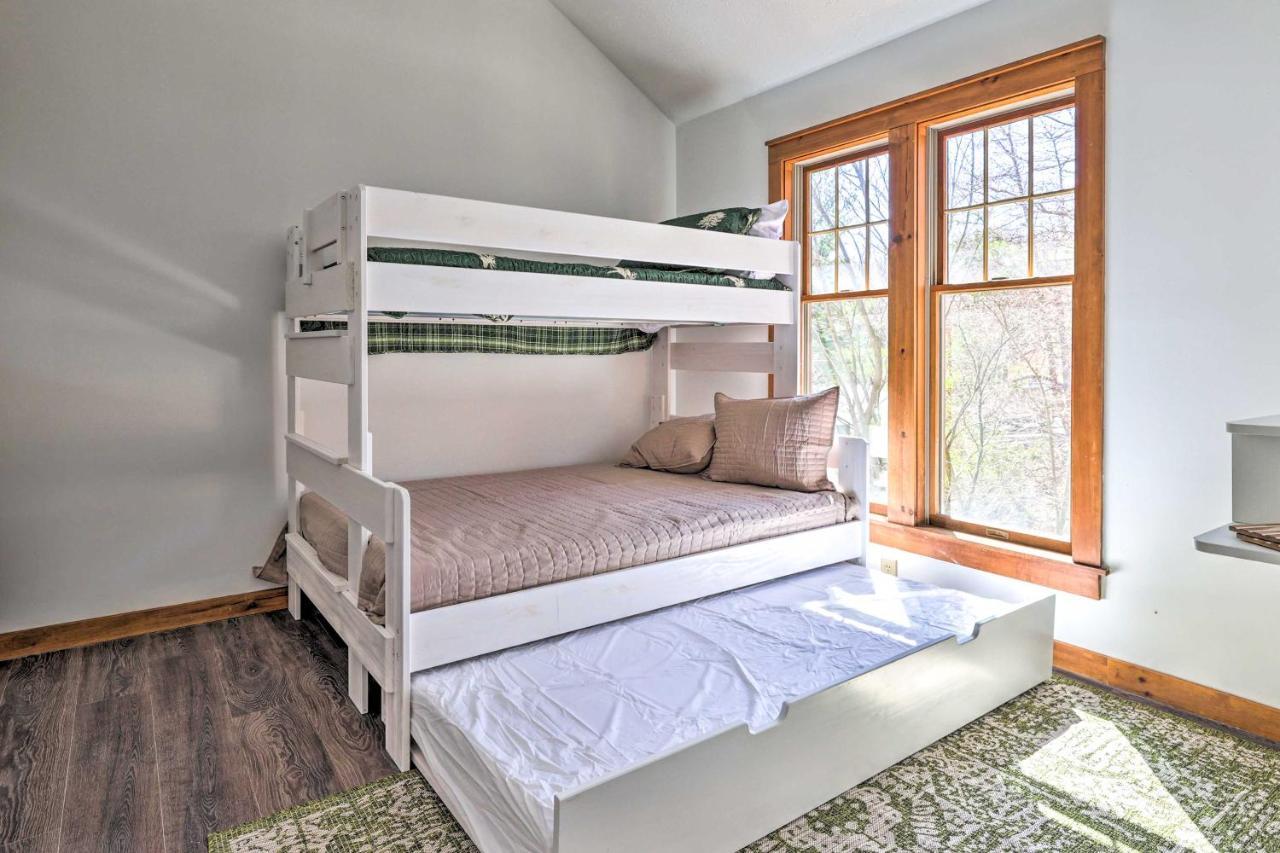 Pocono Retreat, 1 Mi To State Park And Ski Access! タナーズビル エクステリア 写真